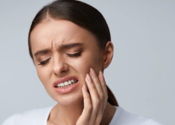 How To Pull A Loose Tooth That Won't Come Out